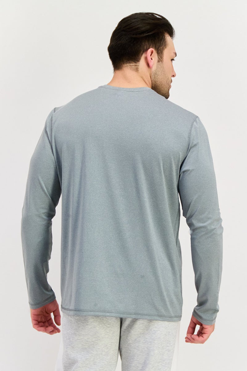 90 Degree By Reflex قميص رياضي للرجال بأكمام طويلة مناسب في الهواء الطلق، رمادي - Image 4